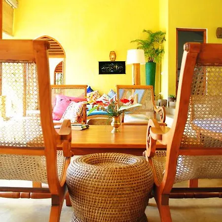 Khomba Beach House Alankuda Exterior photo